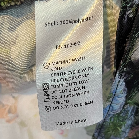 Adam Lippes Collective Women's Top Black Floral Sleeveless Wrap Blouse Size 4 - Picture 2 of 7